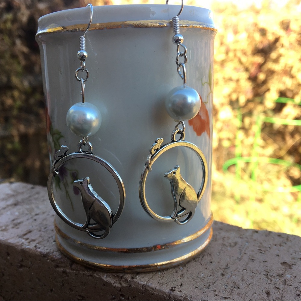 White Glass Pearl Cat and Mouse Dangle Earrings